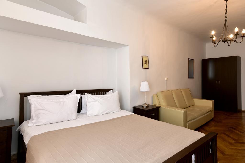 Da Vinci Hotell Braşov Eksteriør bilde